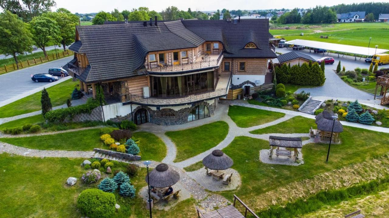 Labedz Hotel Karczma 이아와 외부 사진