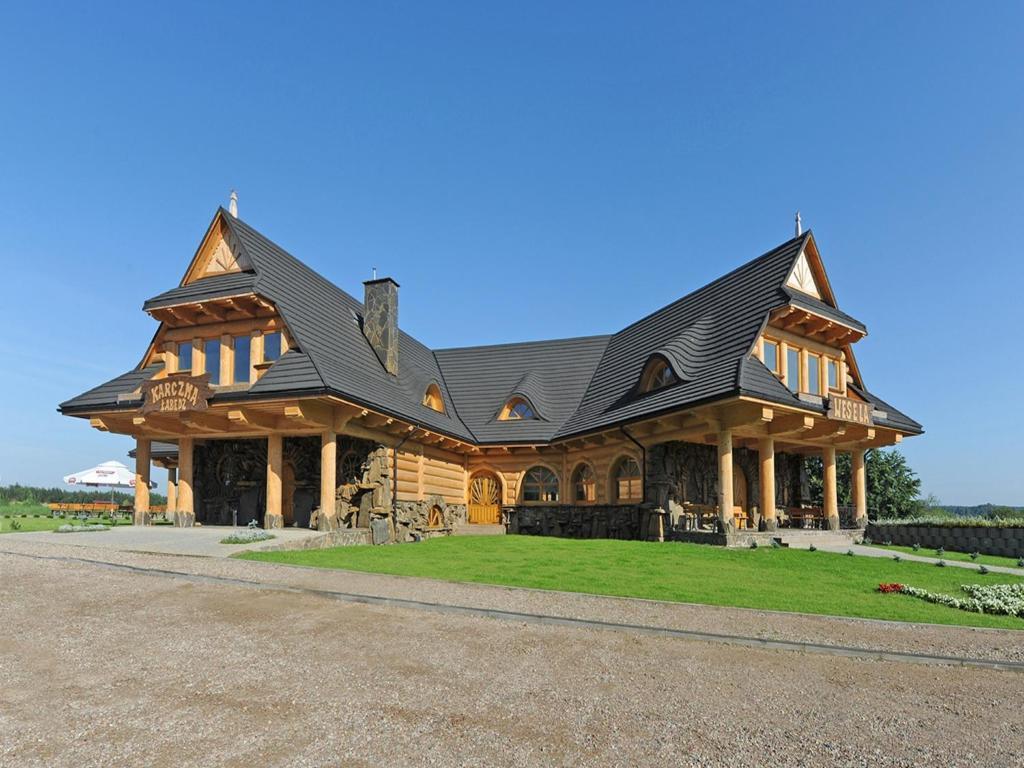 Labedz Hotel Karczma 이아와 외부 사진